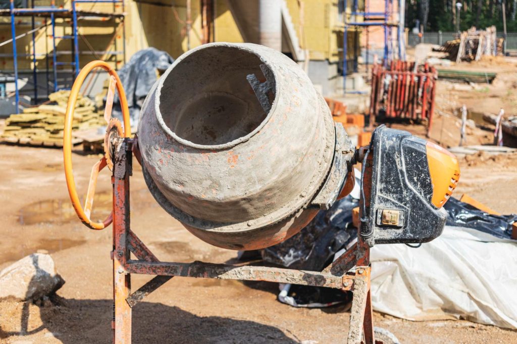 Betoneira no canteiro de obras